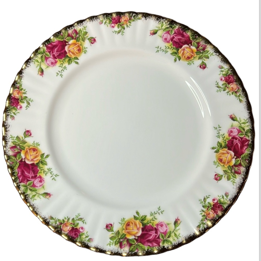 DINNER PLATE OLD COUNTRY ROSES 1962 ROYAL ALBERT BONE CHINA ENGLAND VINTAGE